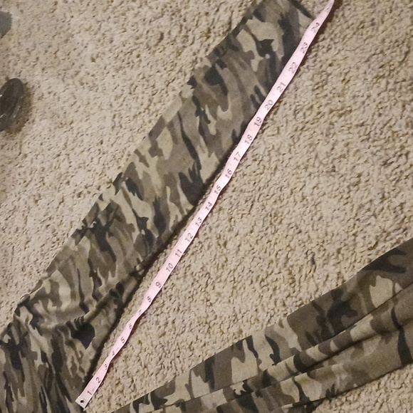 🤑 SHEIN Petite Camo jumpsuit - Picture 10 of 10